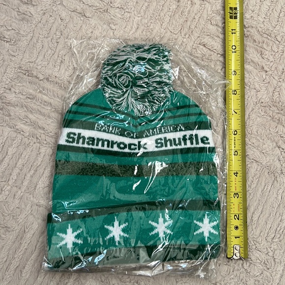 New Shamrock Shuffle Chicago green hat, new in original sealed packaging - Picture 12 of 12